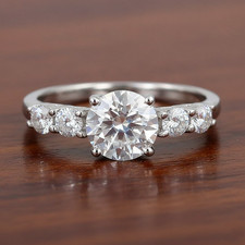 Delicate 1.80Ct Certified White Diamond Solitaire Ring Great Luster Tariff Free picture