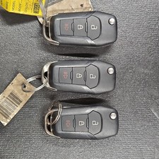 2022 FORD F250 KEY FOB USED FAIR CONDITION picture