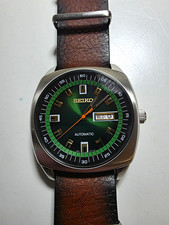 Seiko Recraft Automatic Green Dial Day/Date Cushion Case Leather Strap w/ Box picture