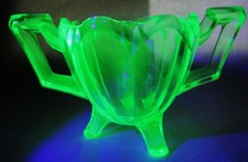 VINTAGE URANIUM VASELINE GLASS SUGAR BOWL JEFFERSON GLASS CO CHIPPENDALE -READ picture