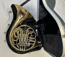 QUALITY C.G. CONN U.S.A. DOUBLE FRENCH HORN + MOUTHPIECE + CASE + BONUS picture