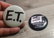Vintage E.T. The Extra-Terrestrial Promo Pinback Buttons 1982 1985 Lot Authentic picture
