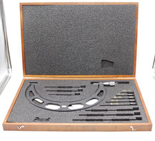 Starrett No. 224 Micrometer Set W/ Case picture
