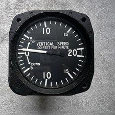 United Instruments 7000 - C26 Vertical Speed Indicator Serviceable picture
