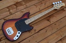 Short Scale Bass 4 Strings By Groove TM Canadian brand ( Into 6 Colors ) picture