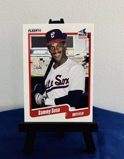 SAMMY SOSA   #549.  FLEER  ERROR (RC).  MINT CONDITION  BASEBALL CARD picture