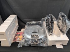 VINTAGE WWE WWF Hulk Hogan Ultimate Grill Waffle Iron w/ Plates Never Used picture
