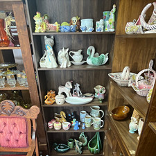 Hull pottery and others Let me know Wich piece you want  picture