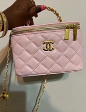 CHANEL Pink Quilted Zip-Around Makeup Bag Cosmetic Pouch w/ Gold Chain Strap picture