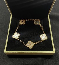 Gold Tone Flower Charm Cable Chain Bracelet , No Stone, Undated Era Jewelry picture