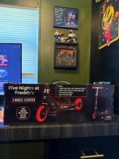 FNAF 2-Wheel SCOOTER  Five Nights at Freddy's RARE and DISCONTINUED New Sealed picture
