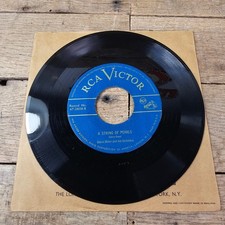 Glenn Miller Orchestra - Chattanooga Choo Choo / A String of Pearls RCA Victor picture