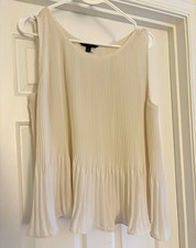 Banana Republic Women's Pleated Blouse Size M picture