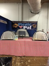 Picnic Pal The Food Protecting Tent Fiberglass Poles Mesh Cover . New, Sealed picture
