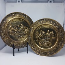 Vtg Pair English Brass Fox Hunt Wall Hanging Plates 14” Charger Plaque England  picture