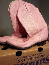 Pink Western Equestrian Boots with Embroidered Design - Pink Western Style Boots picture