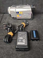 Sony DCR-TRV11E Mini DV Tape Digital Video Camera Handycam With Extras TESTED  picture