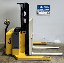 2013 Yale Triple Walkie Stacker - Walk Behind Straddle Forklift 153