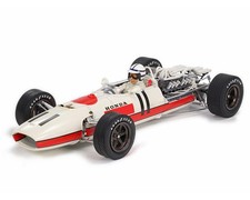 Tamiya 1/12 Honda RA273 Plastic Model Kit w/Photo-Etched Parts [TAM12032] picture