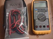 Fluke 87 True RMS Digital Multimeter with Test Leads picture