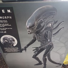 🎃 Brand New Spirit Halloween Life-Size Alien Xenomorph Animatronic in Original picture