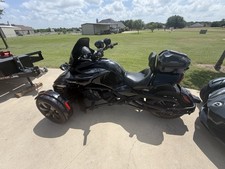 2019 CAN-AM SPYDER ROADSTER F3 picture