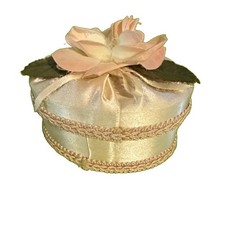 Vintage Victoria’s Secret Wild English Garden French Milled Soap 3 oz Floral picture