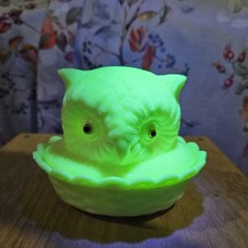 Custard glass owl on nest - Uranium glass PLEASE READ picture