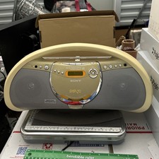 Vintage Sony Boombox ZS-YN7 Psyc CD MP3 AM FM Radio ATRAC3plus Retro Y2K Tested picture
