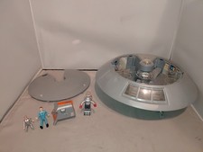 Vintage 1998 Lost In Space Trendmasters Space Ship Jupiter 2 Playset Complete  picture