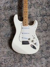 1996 MIM Fender Stratocaster (Olympic White) picture