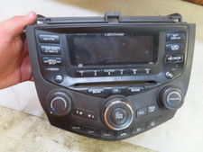 2004-2007 Honda Accord AM FM 6 Disc CD Player Radio Receiver OEM picture