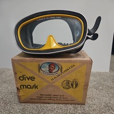 Vintage U.S. Divers Co. Equi-Purge Scuba Diving Mask Full Thermal Tempered Glass picture