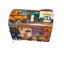 Vintage El Salvador  Folk Art Painted Wooden Trinket Box picture