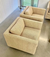 PAIR VINTAGE WARD BENNETT TUXEDO LOUNGE CUBE CLUB CHAIRS 1981 Mauve Wool picture