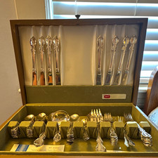 1847 Rogers Bros Silverplate 63 pc Flatware Set for 9 Floral Handles w/ Case picture