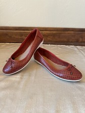 Collection by Clarks Cloud Stepper Soft Cushion Ballet Flats Red Polka BowSz 9.5 picture