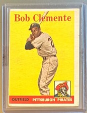 1958 Topps - Roberto Clemente #52 Team Name in White picture
