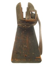 RARE 1915 SCHROETER BROS CAST IRON PECAN NUT CRACKER picture