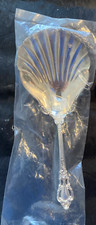 LUNT ELOQUENCE STERLING SILVER SERVER GREAT SHAPE  CRACKER OR ICE  SCOOP picture