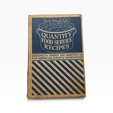 Vintage Quantity Food Service Recipes Institutional Cookbook 50-300 Servings 40s picture