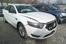 2015 Ford Taurus (Sedan Automatic Transmission OEM 95K Miles - LKQ376770803 picture