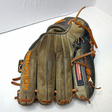 Nokona American Ballgloves 11.5