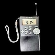 Radio Shack Digital Pocket Radio Portable AM/FM 12-587 See Description picture