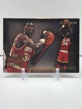 1993-94 Fleer - Living Legends Hakeem Olajuwon #5 picture