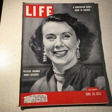 LIFE MAGAZINE.  A CONVENTION GOER'S GUIDE TO CHICAGO, June 30, 1952.  Vintage. picture