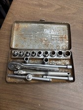 Vintage Craftsman  1/4” Drive SAE Socket Set  in Metal Box -V- Series picture