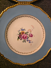Set of 12 Royal Doulton Turquoise Rim Floral Center Dinner Plates V1967 Pristine picture