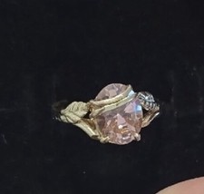 Solid 10K 10Kt Yellow Gold Leaf Oval Pink Stone Women's Lady’s Ring Size 7 picture