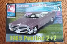 AMT ERTL 1965 Pontiac 2+2 Street Customs 1:25 Scale Model Kit OPEN BOX picture